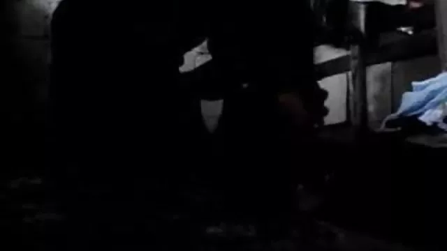 पोर्न ऑनलाइन पंजीकरण नहीं 22 सम्भोग के प्रकार का आनंद ले रहे प्रेमियों अंधेरे कमरे में इतना गर्म