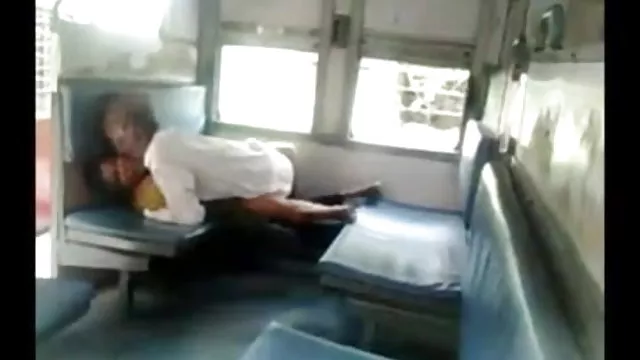 पोर्न ऑनलाइन पंजीकरण नहीं पिक्चर वीडियो में, बस