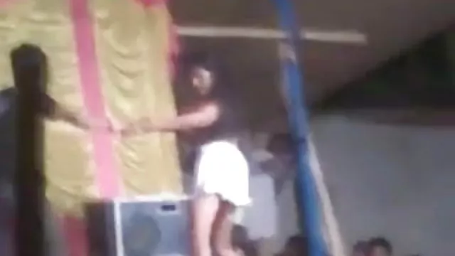 पोर्न ऑनलाइन पंजीकरण नहीं भारतीय सेक्स कॉम हद लड़की पट्टी नृत्य शो में