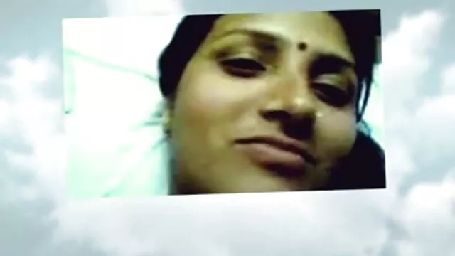 पोर्न ऑनलाइन पंजीकरण नहीं औरतों के बीच में देसी चाची